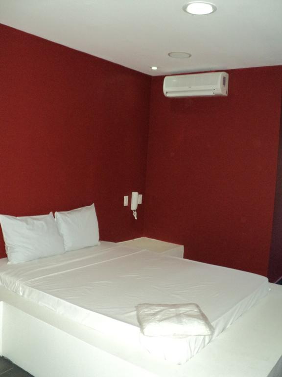 مدينة باناما Hotel Red Room الغرفة الصورة